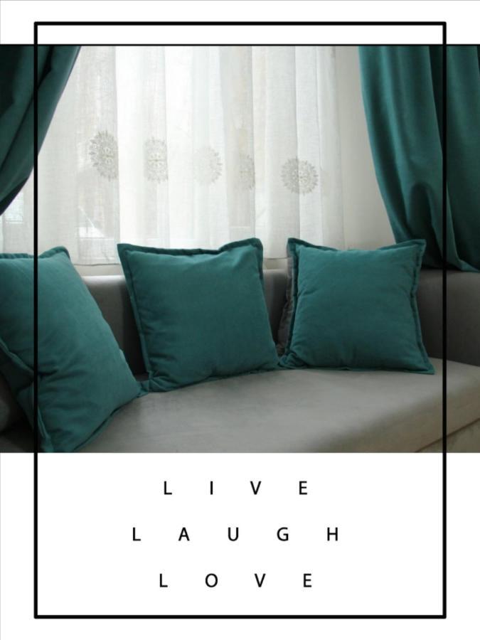 Suliko - Your Cosy Apartment In The Center Tbilisi Luaran gambar